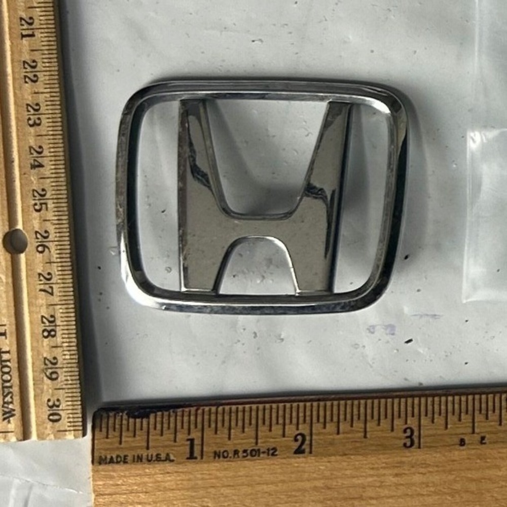 Honda‎ Chrome "H" Rear Trunk Emblem Badge